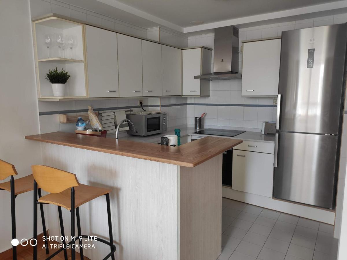Luminoso Y Acogedor Apartamento En La Playa Oleiros Esterno foto